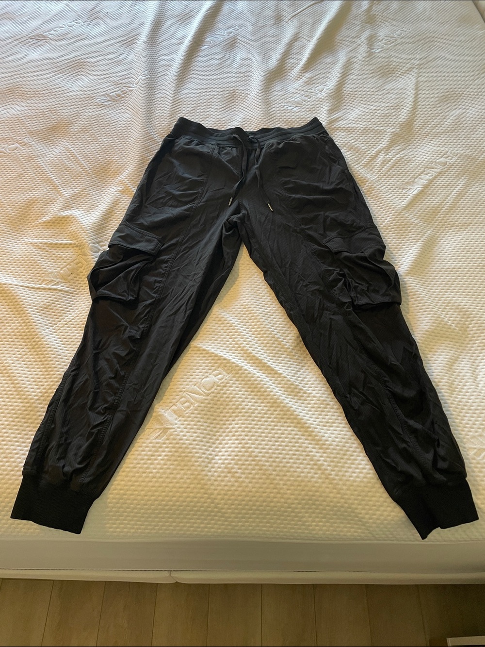 lululemon athletica Women’s M Cargo Jogger Dance Studio Pants